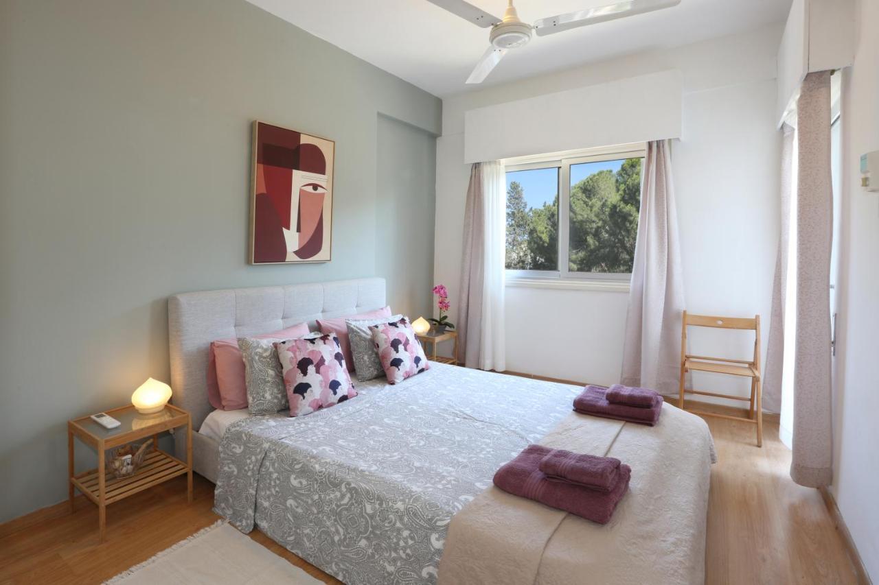 Cozy Holiday Apartment In Larnaca Near Foinikoudes Exteriör bild
